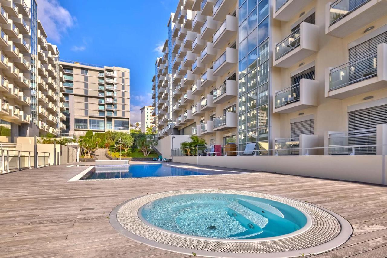 Blue Sky Apartment With Pool By Hr Madeira Funchal  Bagian luar foto
